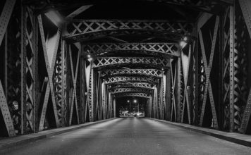 The use of emptiness and reality in Ishiguro’s novels